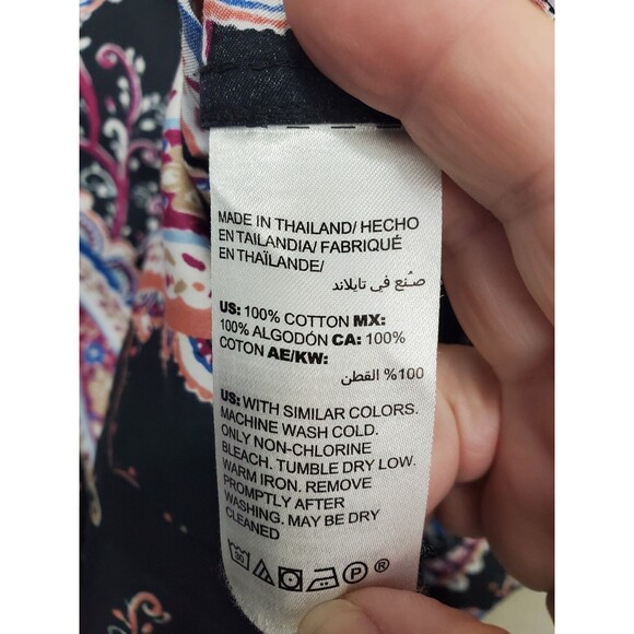 Chico's No-Iron Sateen Paisley Wing-Collar Button-Up Shirt Size 1 Medium - Picture 5 of 6